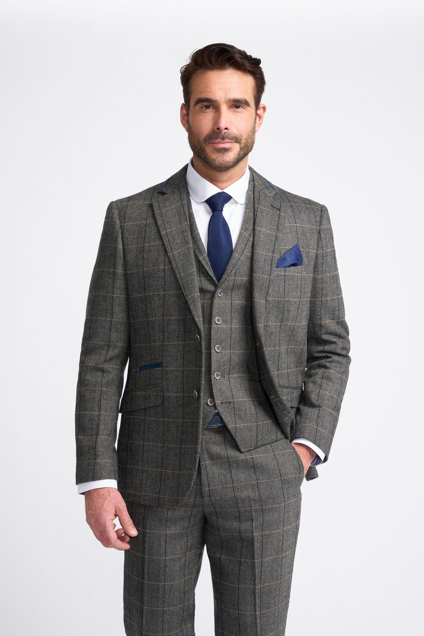 Cavani 3 Piece Tweed Suit | Albert Grey Herringbone | Wool Slim Fit